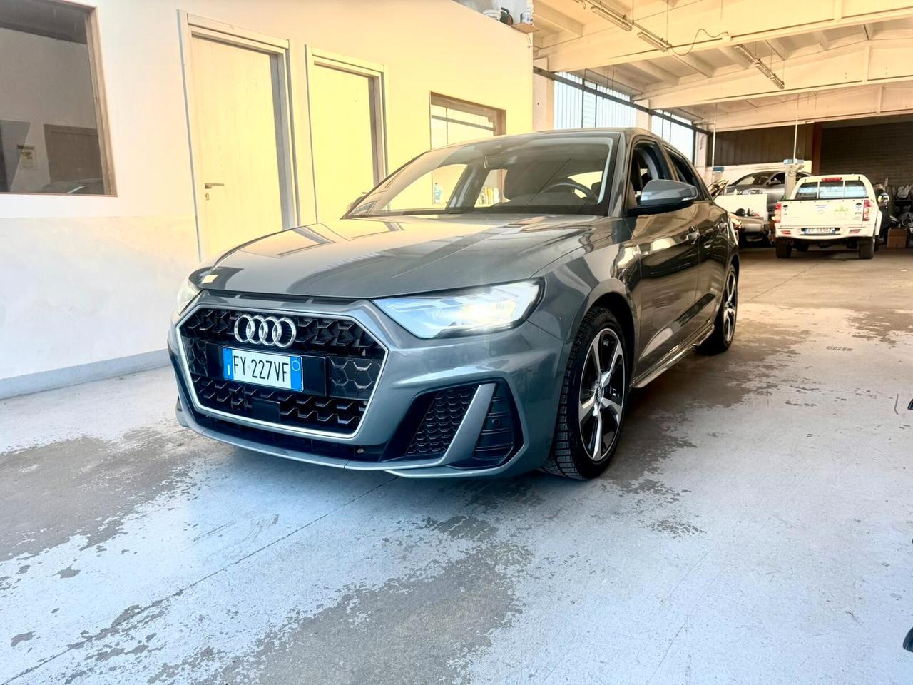 Audi A1 SPB 35 TFSI S tronic line edition
