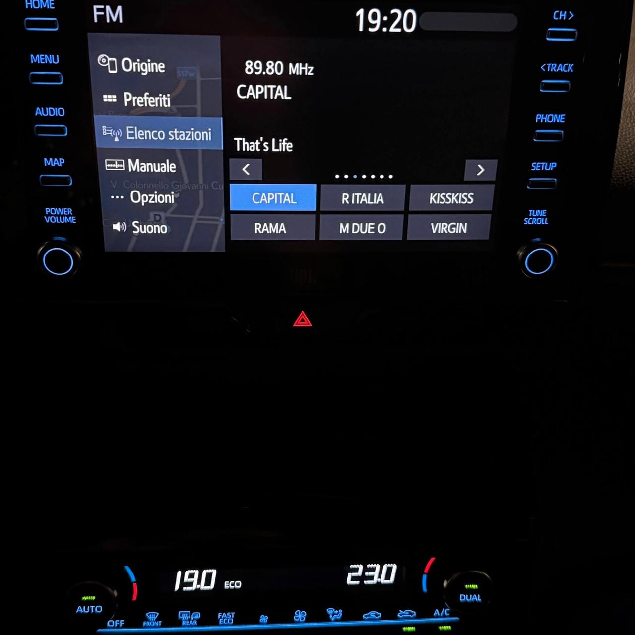 Toyota Yaris Cross 1.5 Hybrid E-CVT AWD Premiere