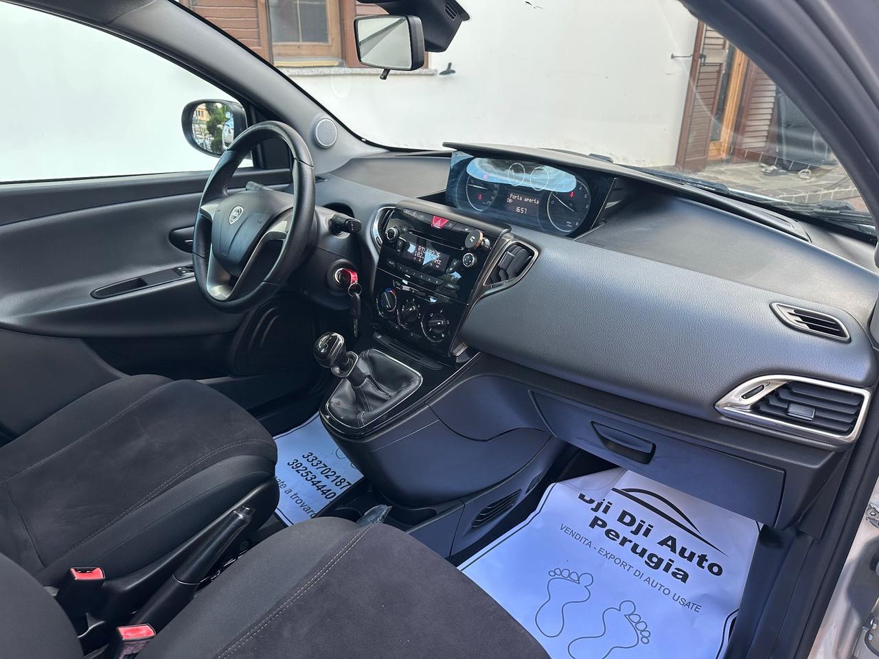 Lancia Ypsilon 1.2 69 CV 5 porte GPL Ecochic Platinum