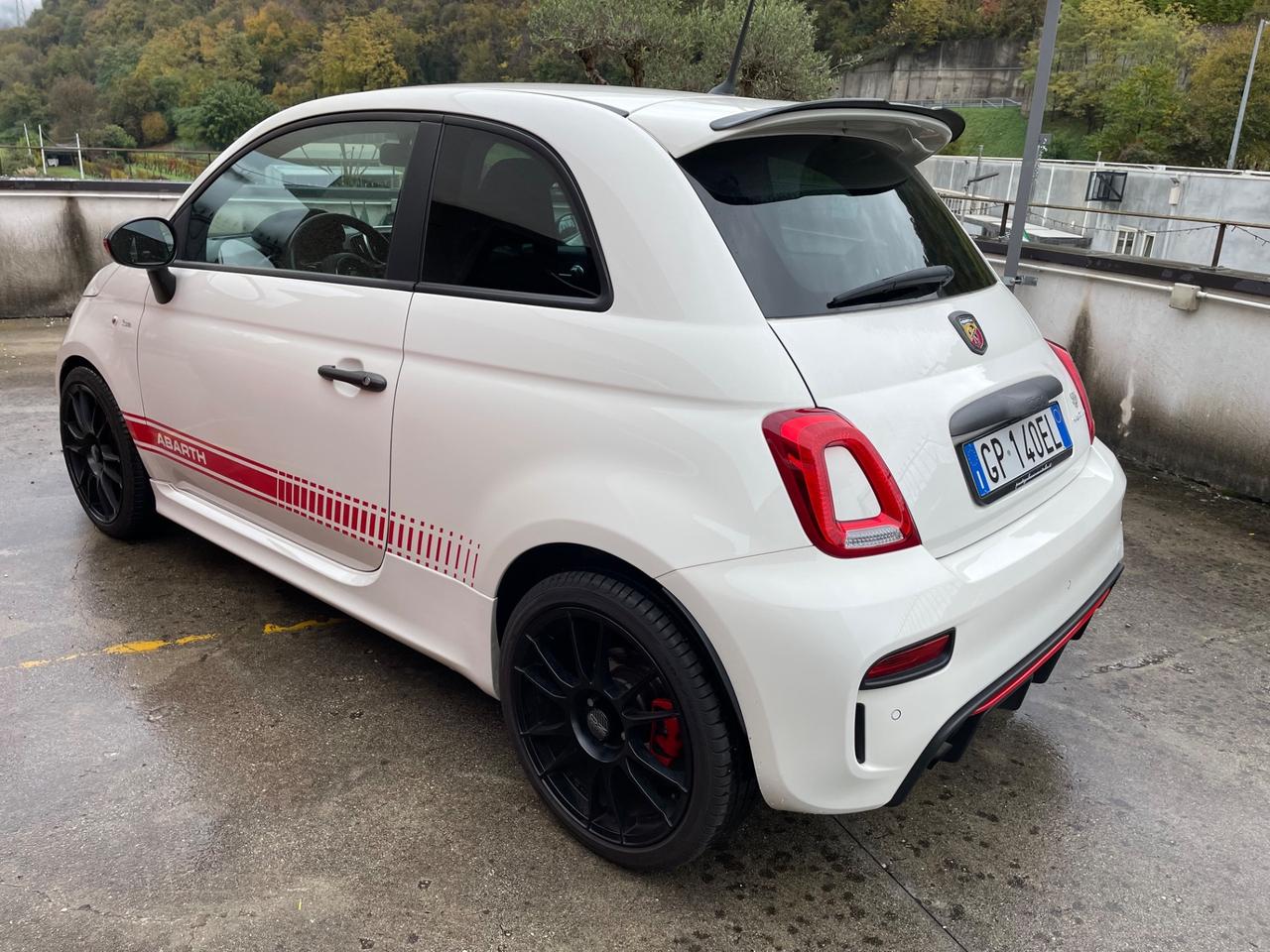 Abarth 595 1.4 Turbo T-Jet 180 CV Competizione