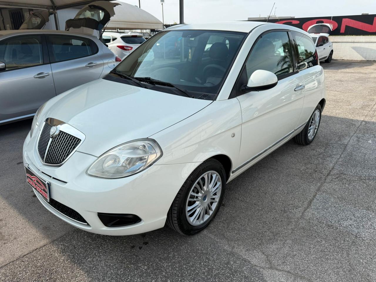 Lancia Ypsilon 1.2 Argento