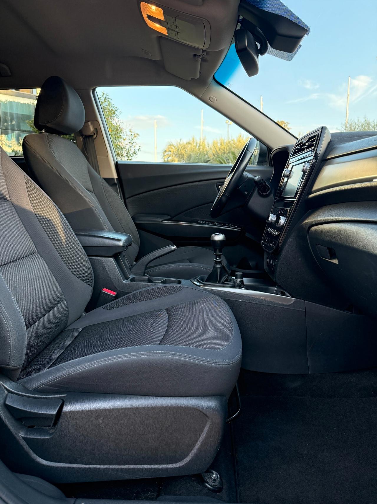 Ssangyong Tivoli 1.6 diesel 2WD Exclusive