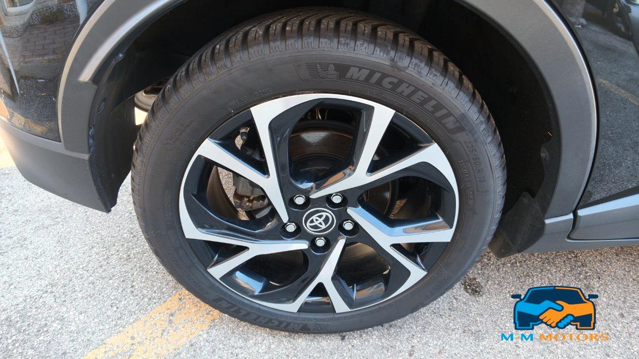 Toyota C-HR 1.8hcvt
