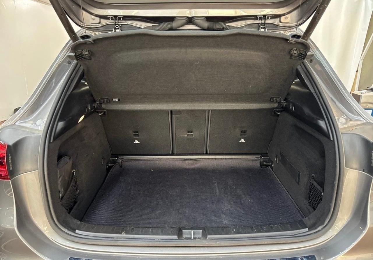 Mercedes-benz Gla 180d Automatic Sport