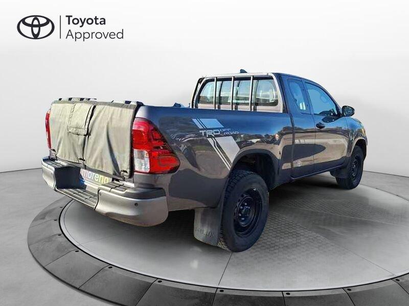 Toyota Hilux 2.4 d-4d C&C 4x4 Comfort