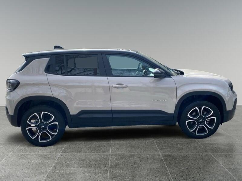 Jeep Avenger e-Hybrid 1.2 MHEV e-Hybrid Turbo Summit