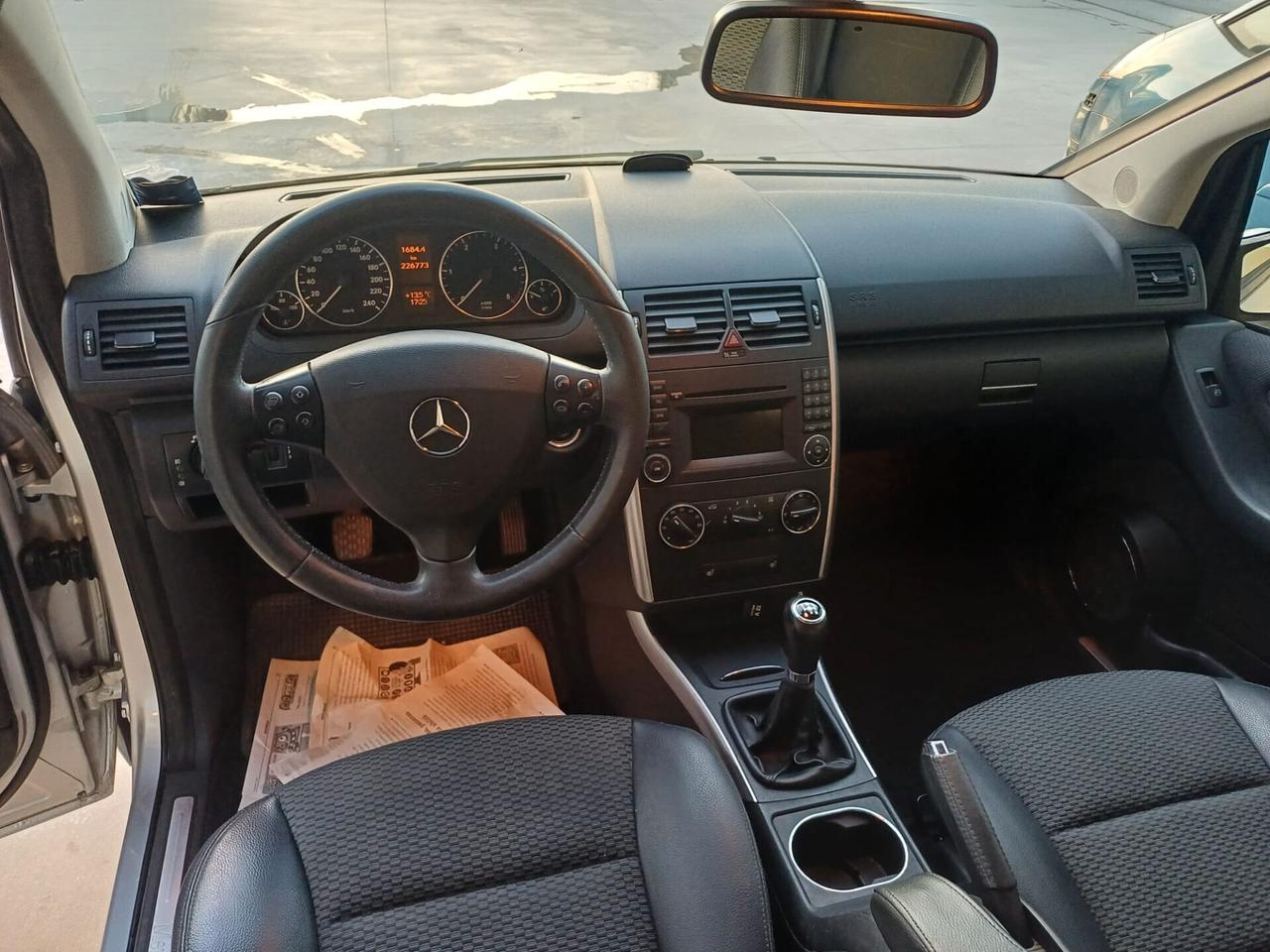 Mercedes-benz A 160 CDI BlueEFFICIENCY Premium