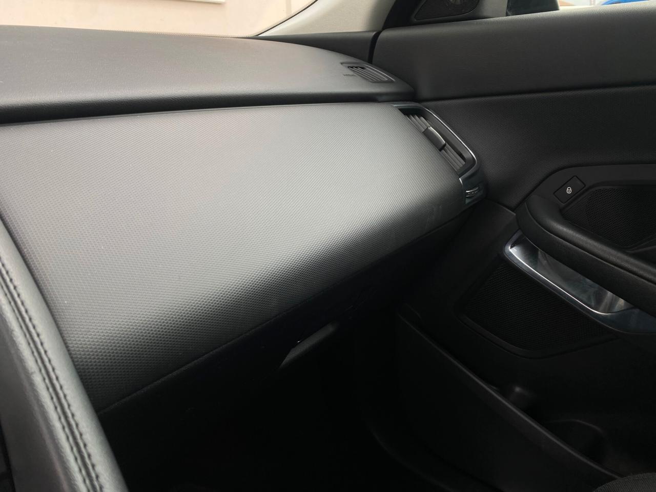 Jaguar E-Pace 2.0D 150 CV R-Dynamic