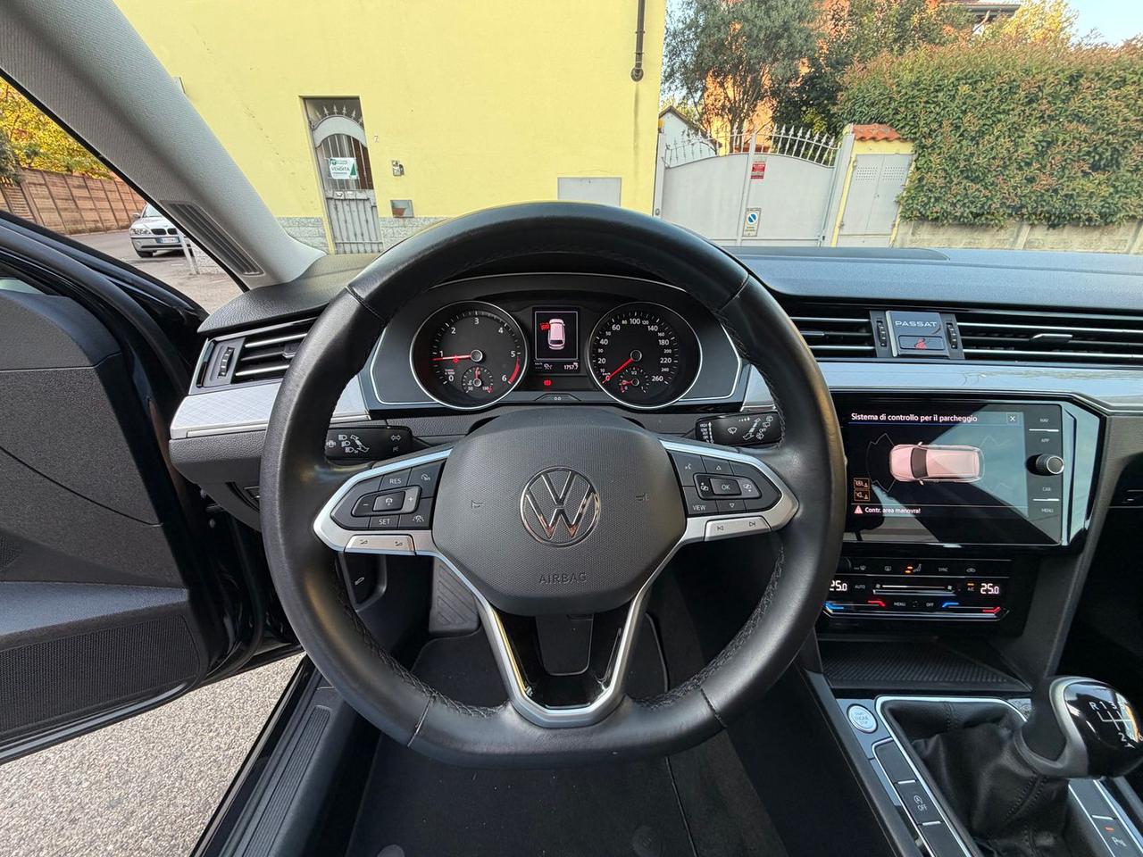 Volkswagen Passat 2.0 TDI Business #50324