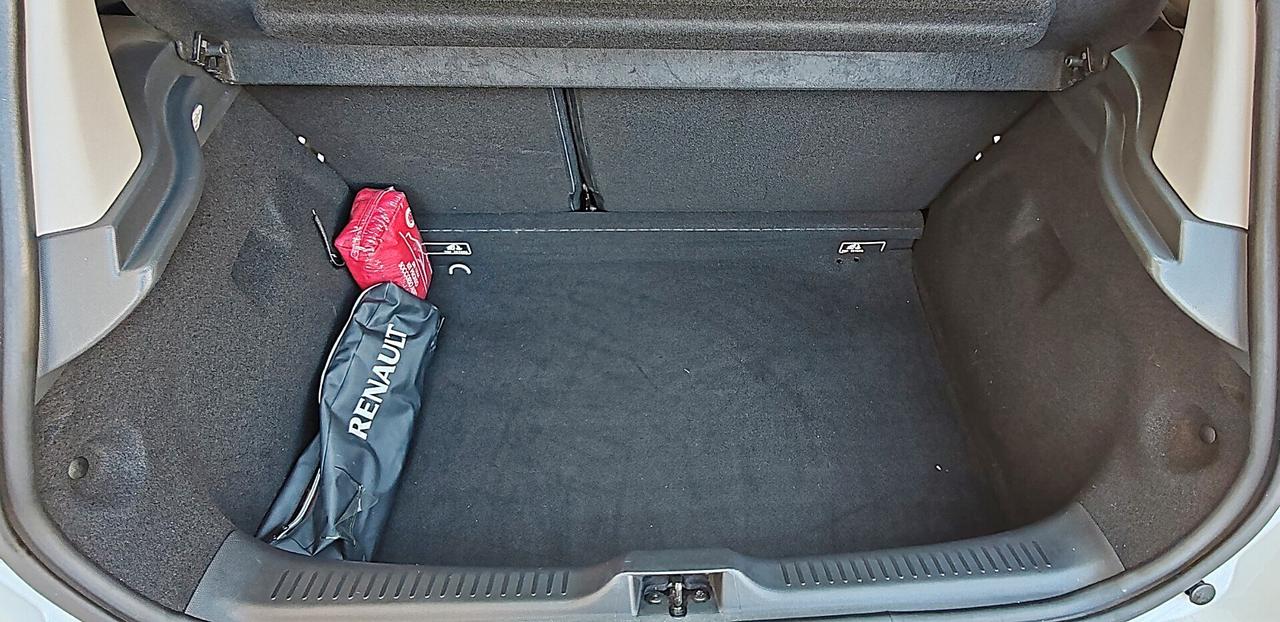 Renault Clio TCe 12V 90CV 5 porte Costume National