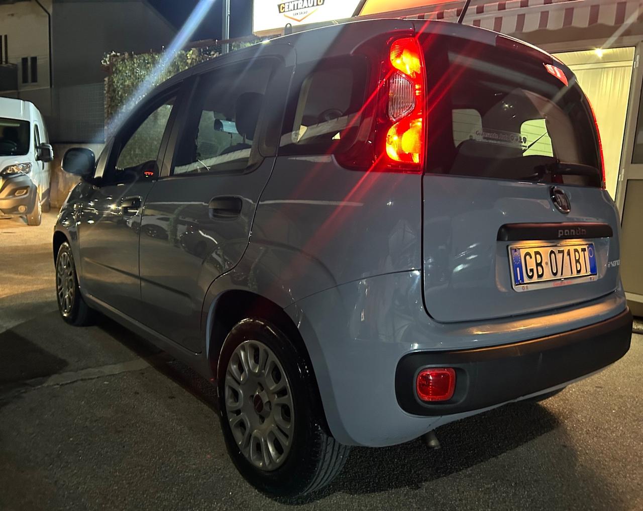 Fiat Panda 1.0 69CV BENZ-Hybrid 2020nuova garanzia