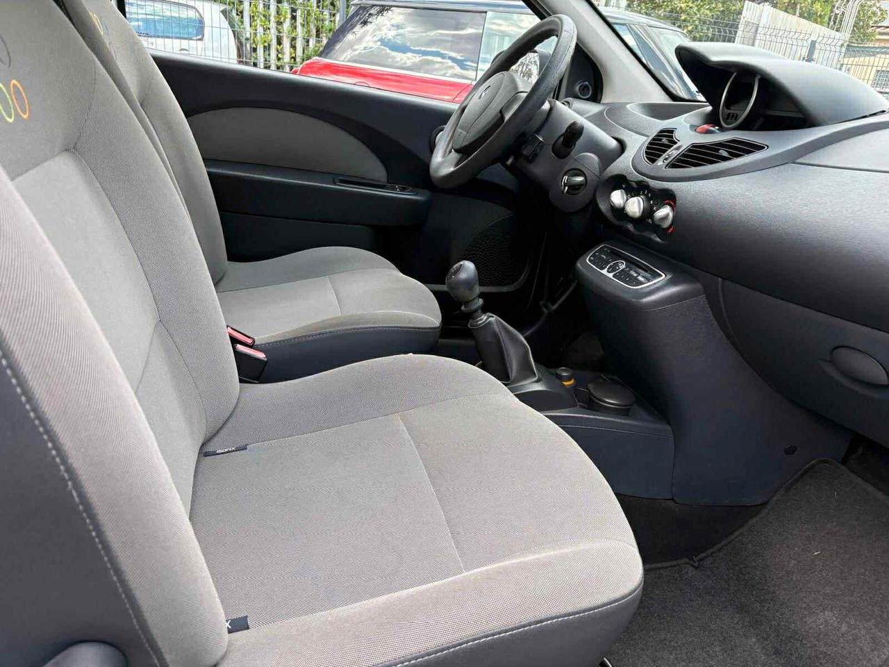 Renault Twingo 1.2 16V LEV Miss Sixty