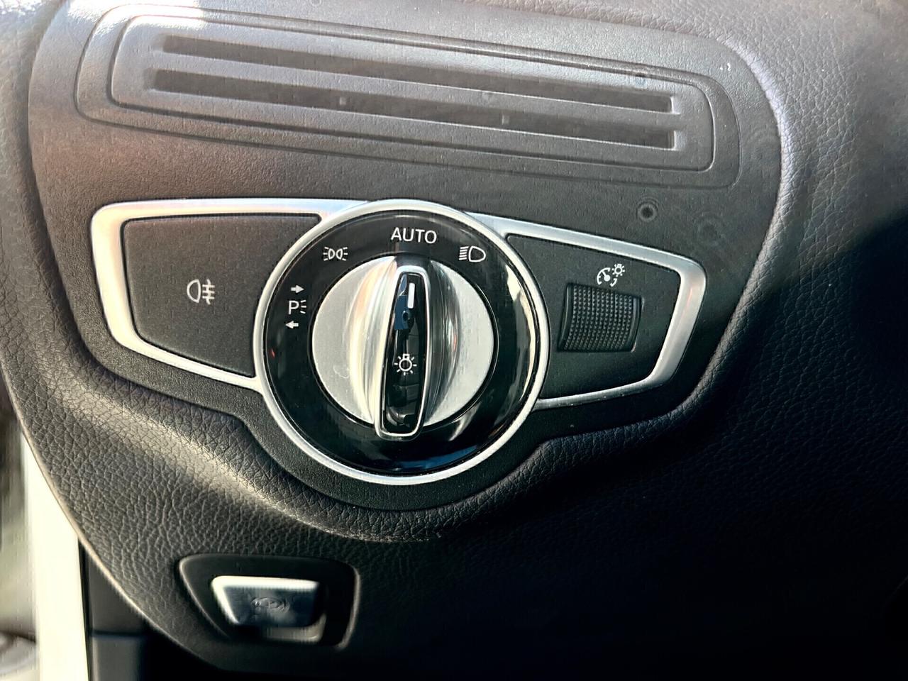 Mercedes-benz GLC 220d 4Matic Premium UNIPRO