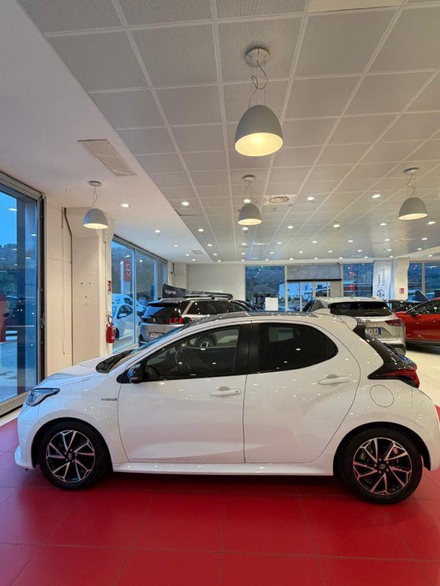 TOYOTA Yaris 1.5 Hybrid 5 porte Lounge