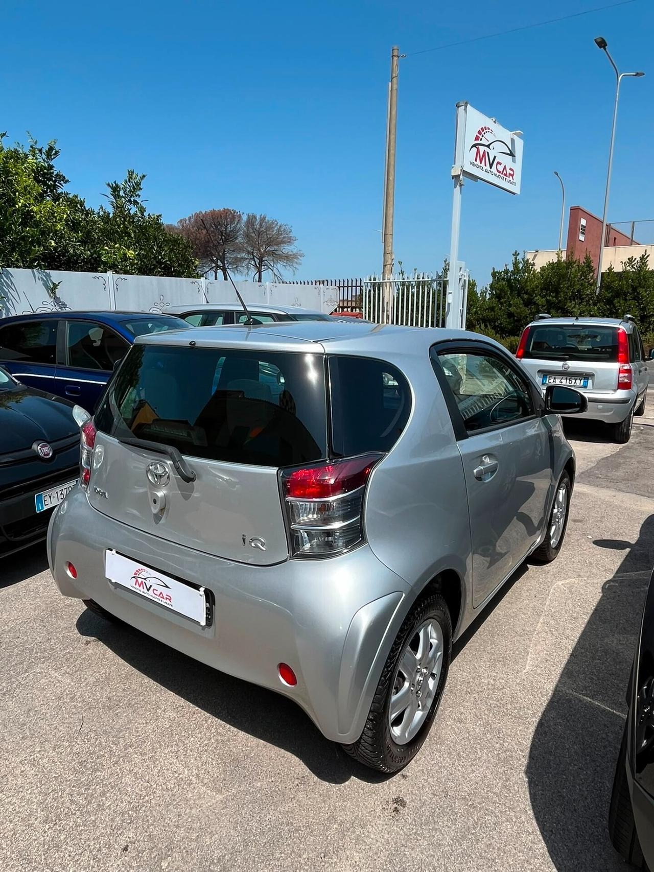 Toyota iQ 1.0 Sol