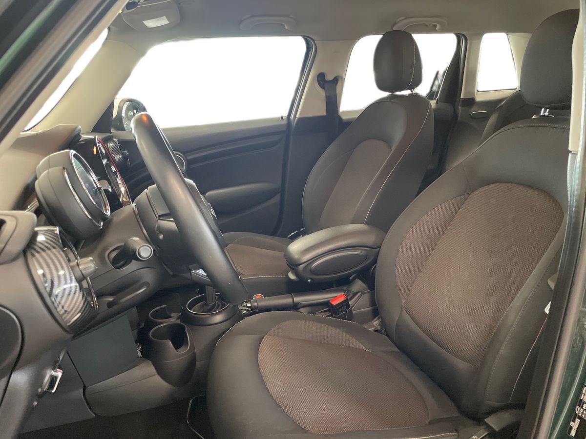 MINI Mini IV F55-F56 2014 - Mini 1.5 Cooper D Business XL 5p auto my18