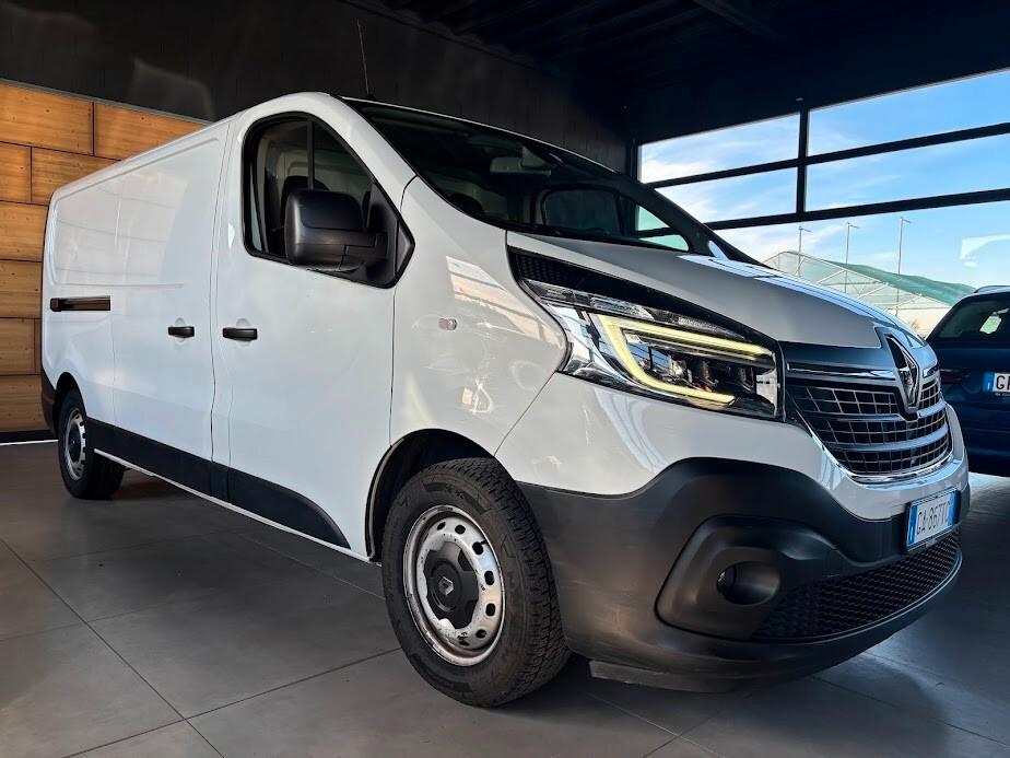 Renault Trafic 2.0 dCi 145CV L2 H1 DOPPIA PORTA LATER.30.000KM