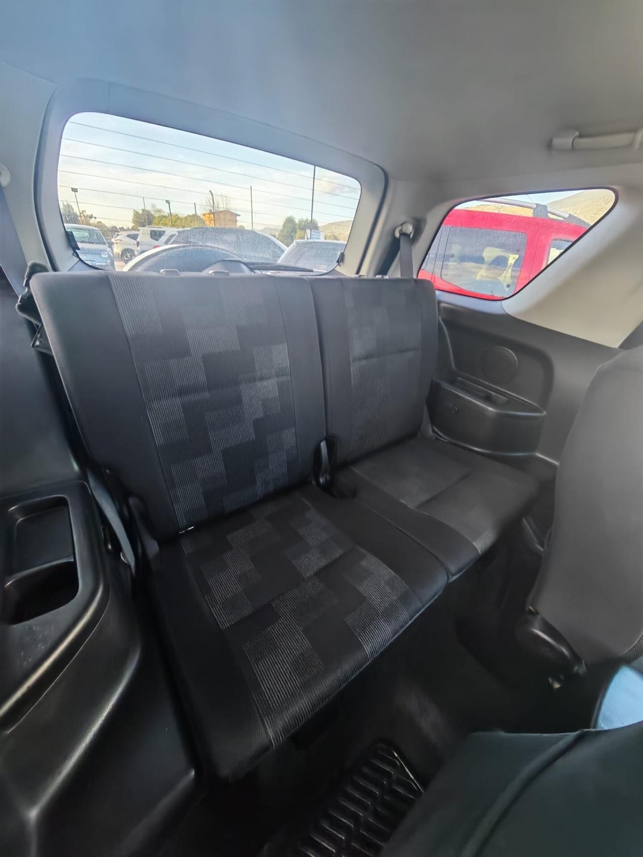 Suzuki Grand Vitara 1.9 DDiS 3 porte gancio traino omologato