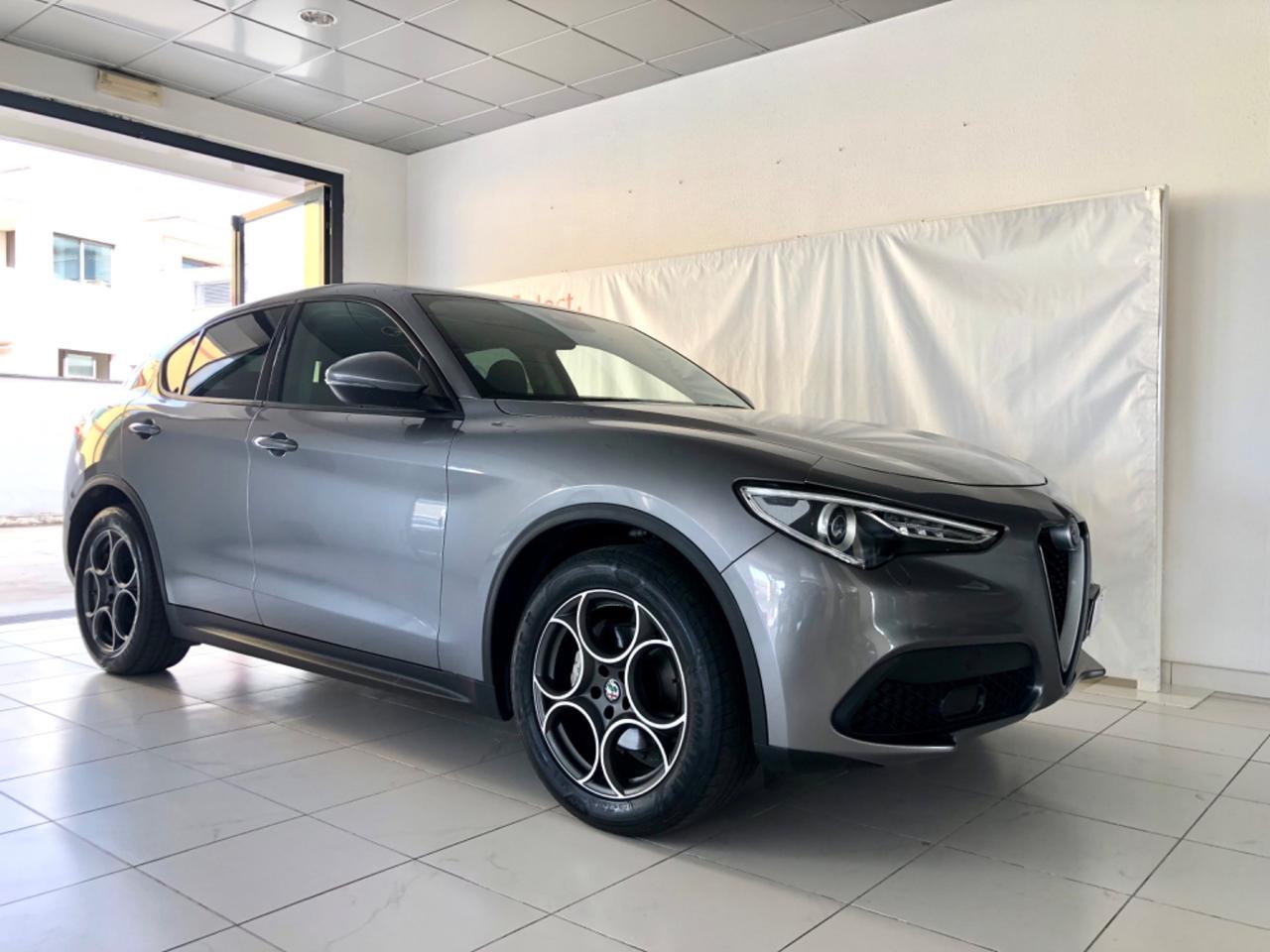 Alfa Romeo Stelvio 2.2 Turbodiesel 160 CV AT8 RWD Sport-Tech