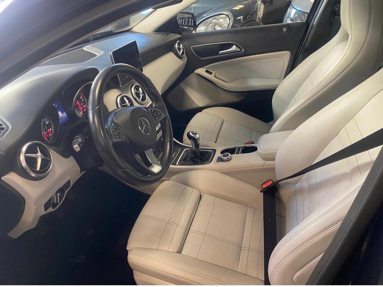 Mercedes-benz A 180 d Sport garanzia 12 mesi