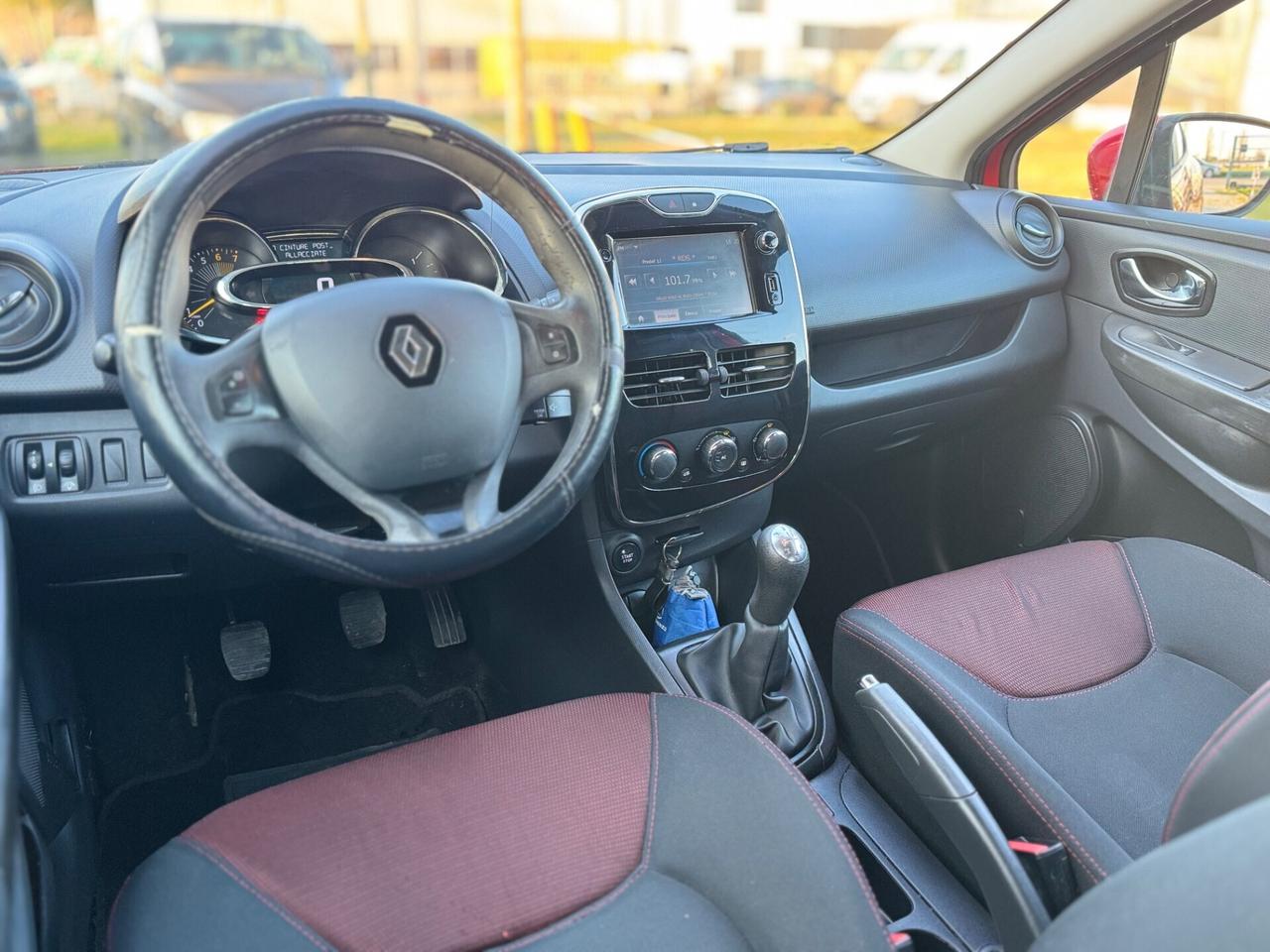 Renault Clio 1.2 GPL ok neo patentati 12 mesi garanzia