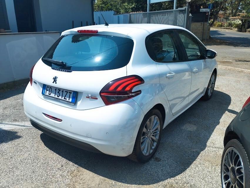 Peugeot 208 PureTech 82 5 porte Active