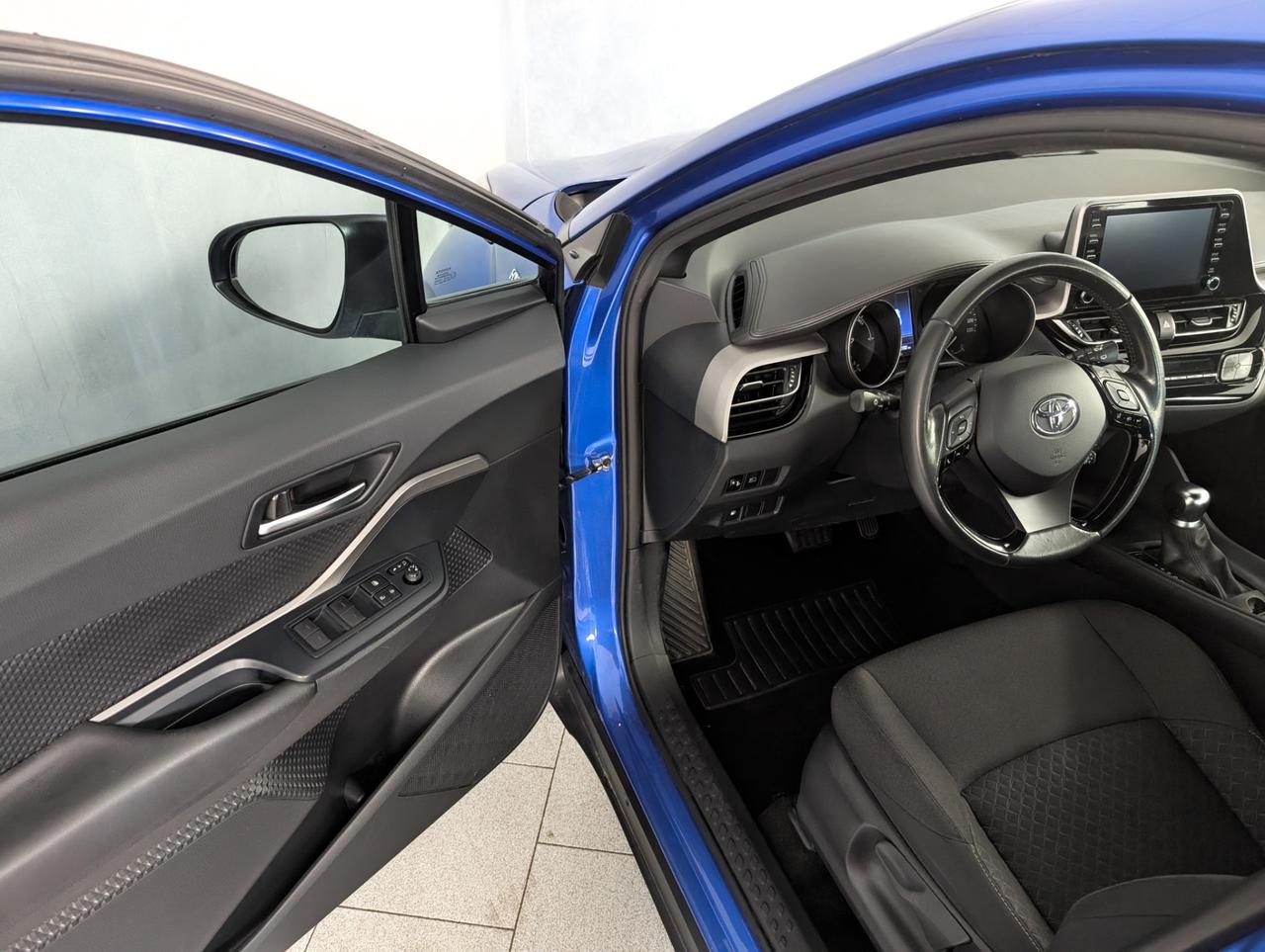 Toyota C-HR 1.8 Hybrid e-cvt Active