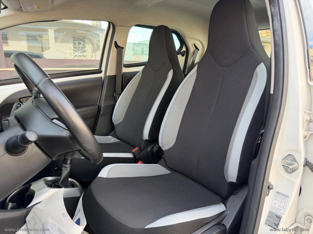 TOYOTA Aygo 1.0 VVT-i 69 CV 5p. x-play