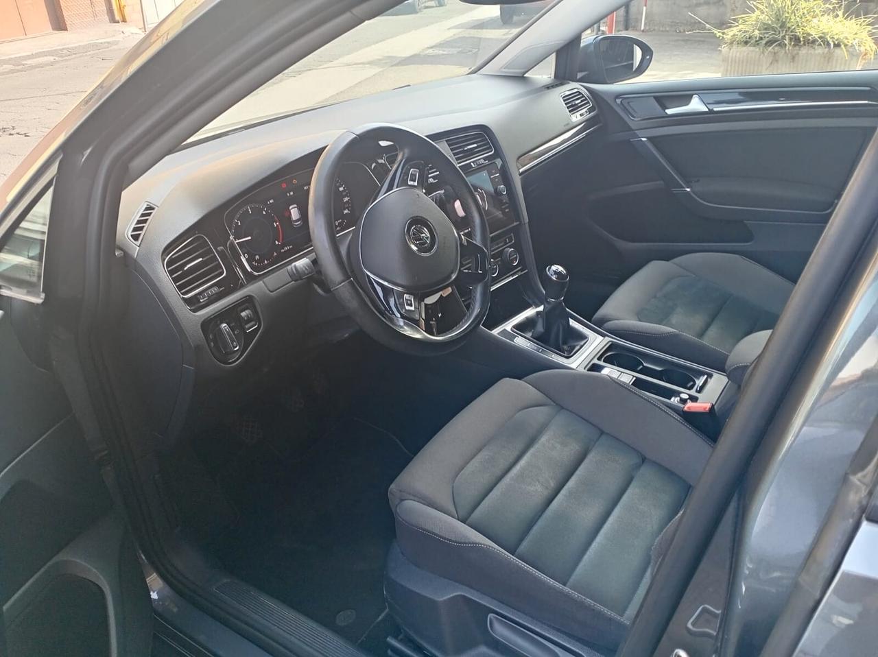 Volkswagen Golf 7.5 1.6 TDI 115 CV 5p. Executive BlueMotion Technology