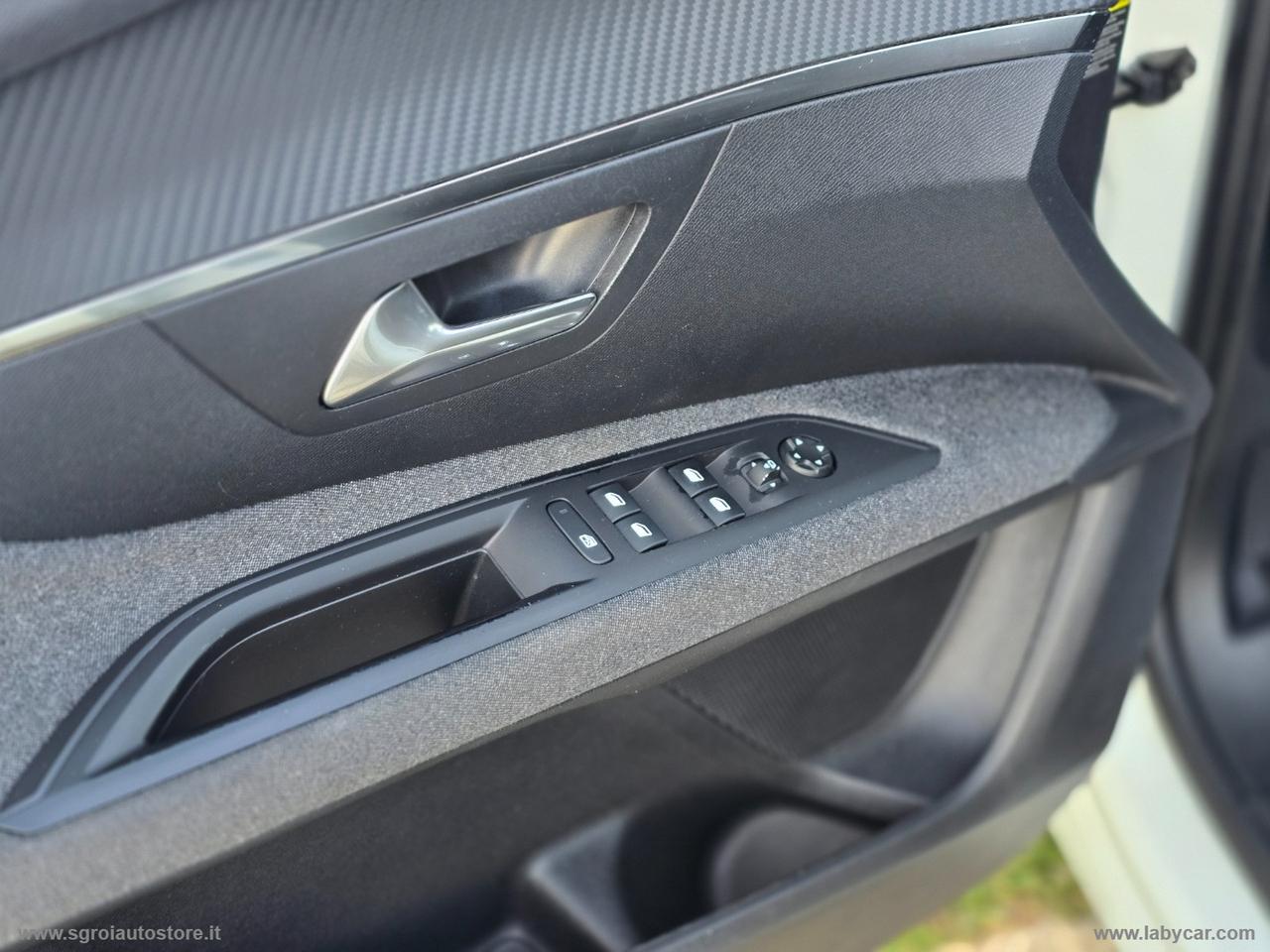 PEUGEOT 3008 BlueHDi 130 S&S EAT8 Business