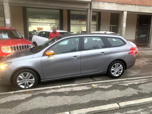 Peugeot 308 BlueHDi 120 S&S SW Business