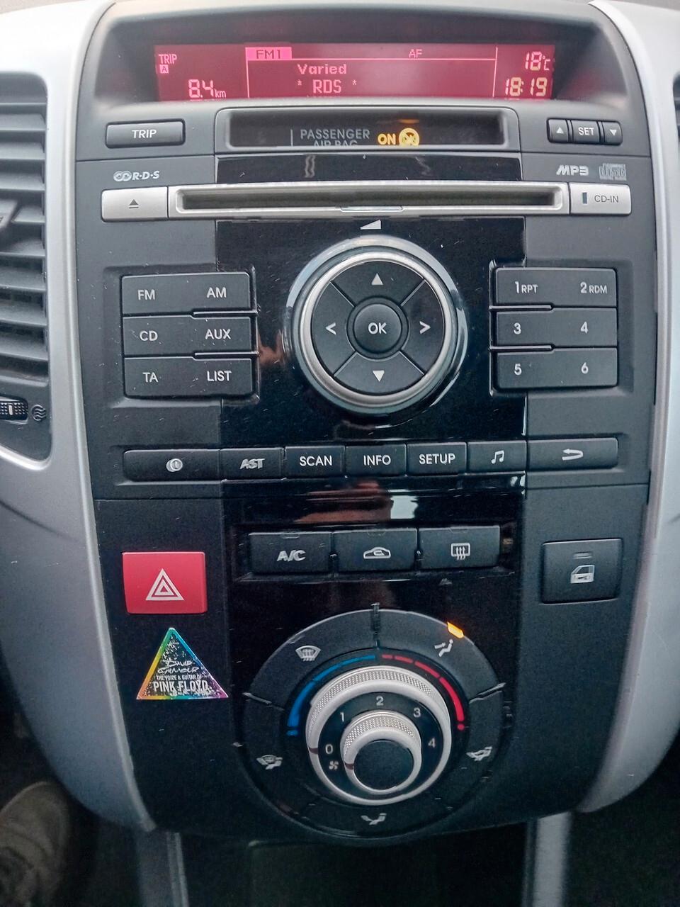 Kia Venga 1.4 CRDi 77CV WGT LX