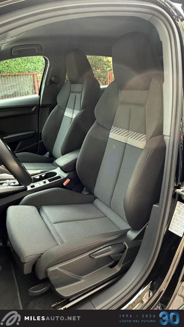 AUDI A3 30 g-tron S tronic Navi ACC Led sedili sport