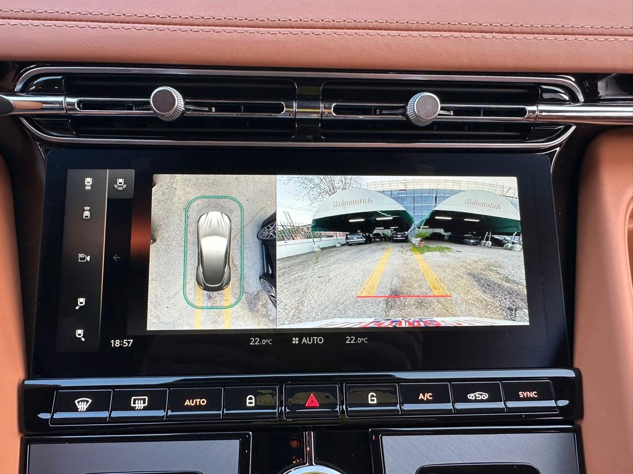 ASTON MARTIN DB12 V8 COUPE 680CV - IVA - GARANZIA ESTESA 2028