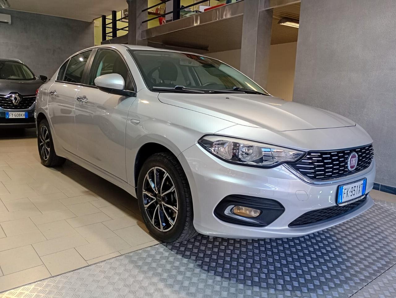 Fiat Tipo 1.3 Mjt S&S 5 porte Easy