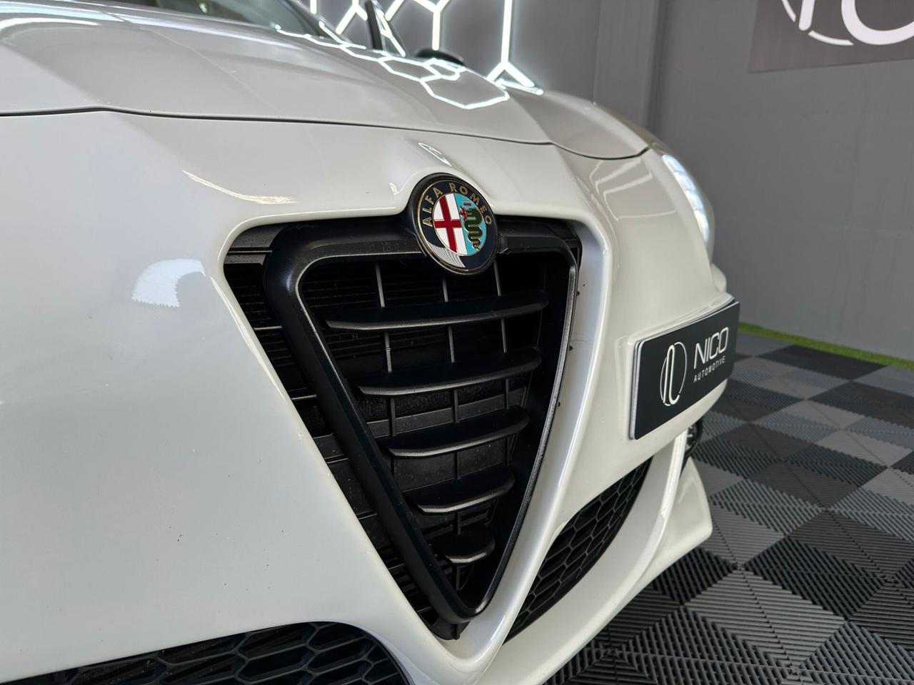 Alfa Romeo Giulietta 2.0 JTDm-2 140 CV Distinctive
