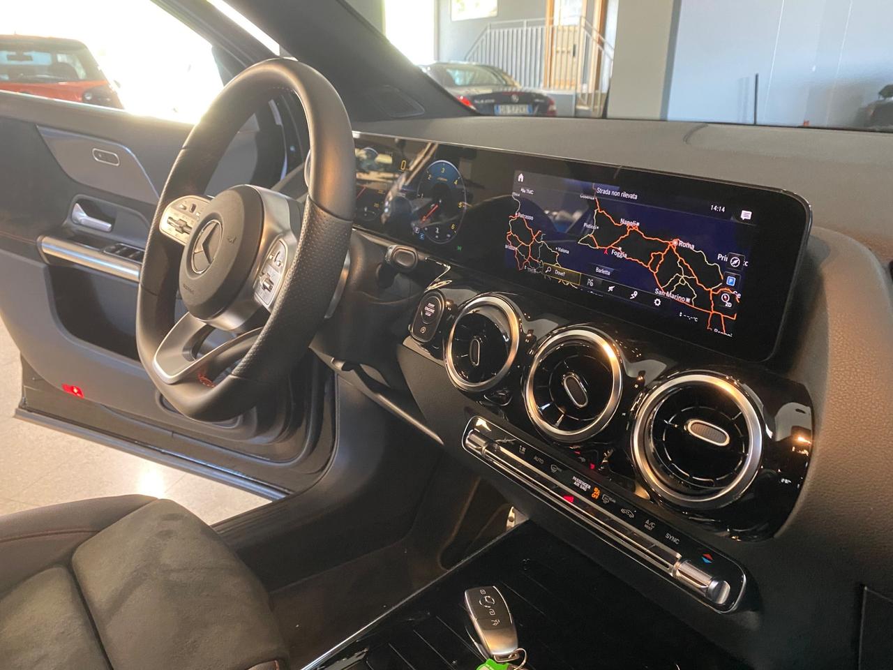 Mercedes-benz GLA 200 GLA 220 d Automatic Premium