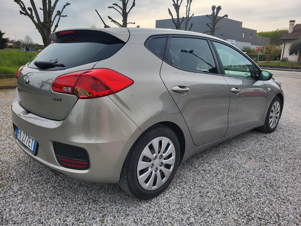 Kia Ceed cee'd 1.6 CRDi 110 CV 5 porte Active