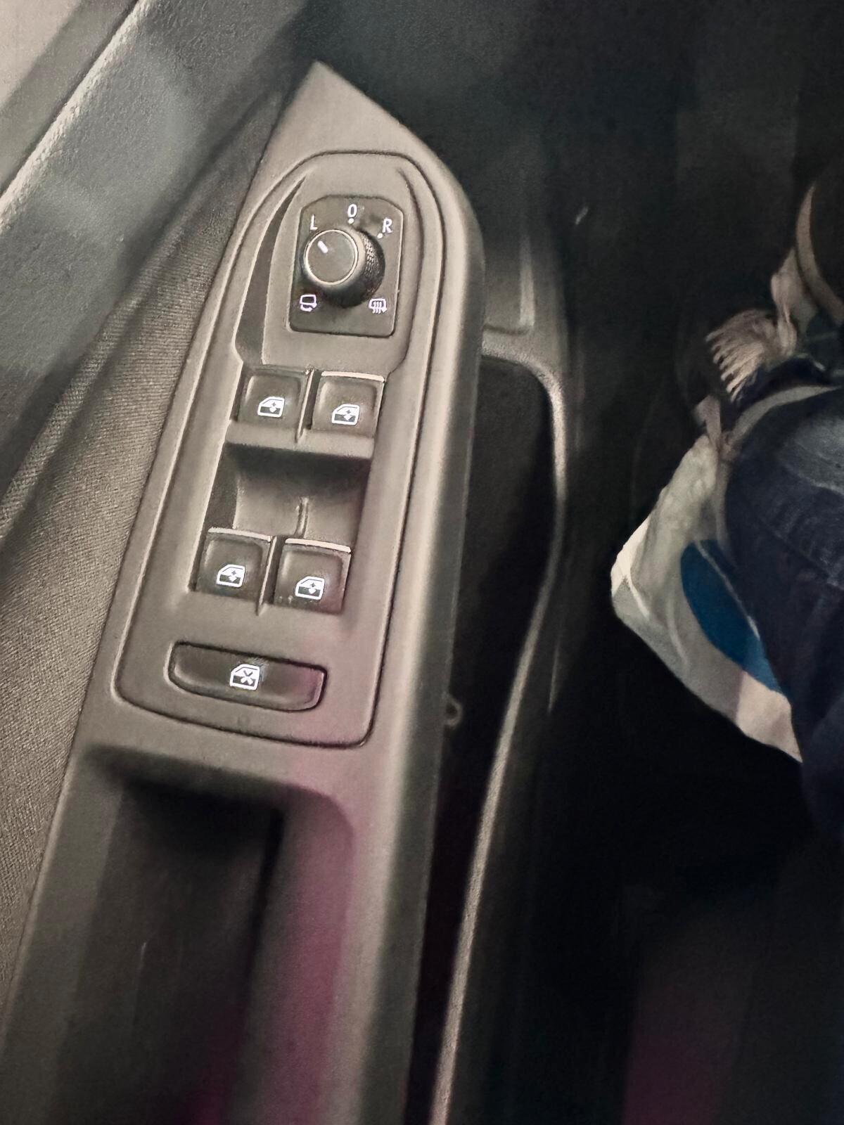 Volkswagen Golf 2.0 TDI 115 CV SCR Life