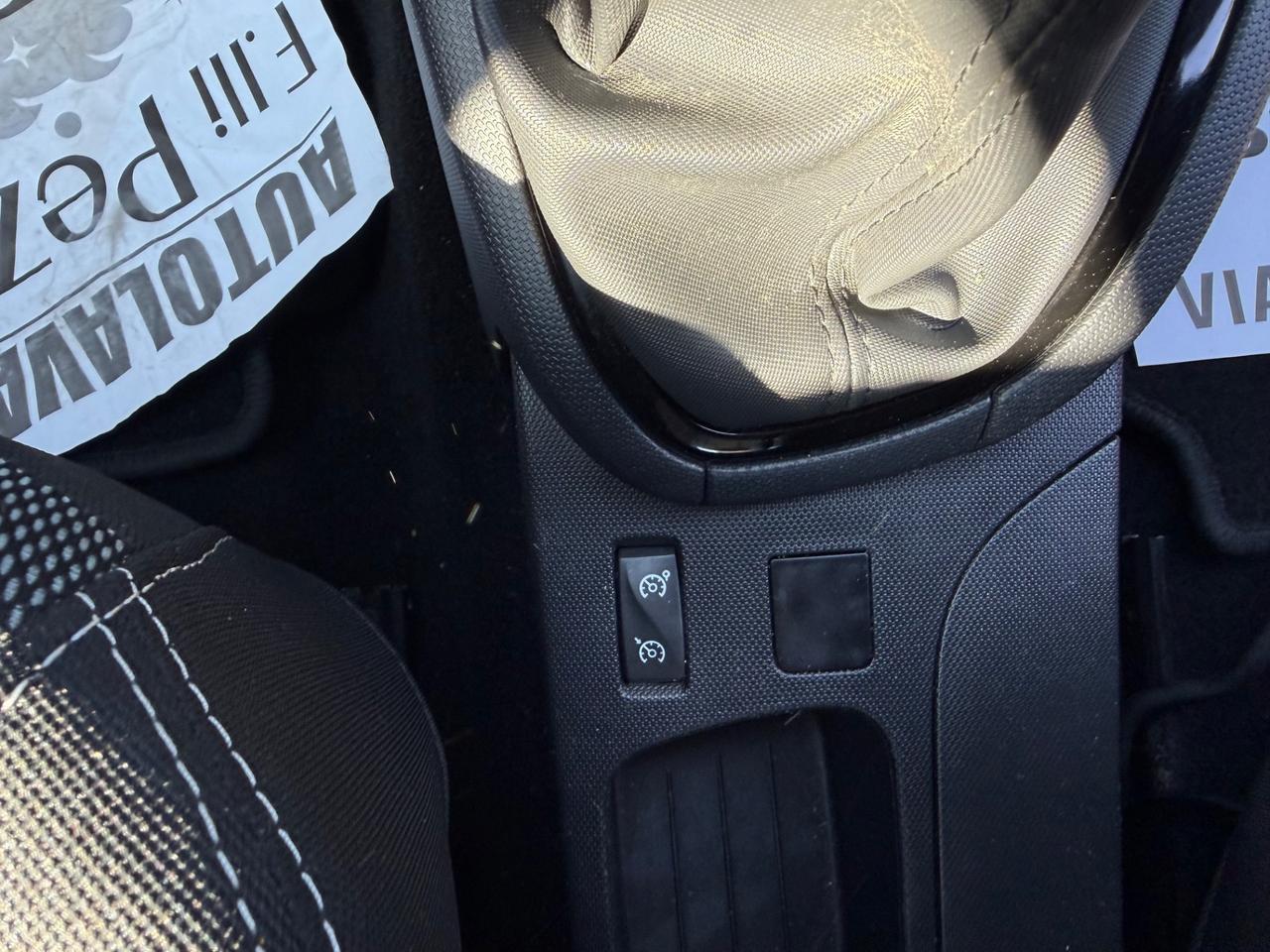 Renault Clio 1.5 dCi 8V 75CV 5 porte