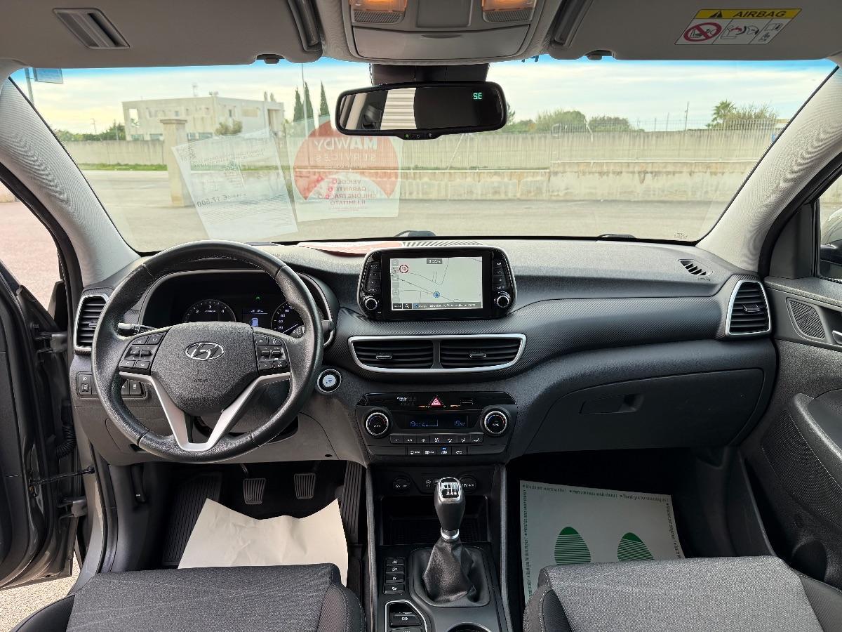HYUNDAI TUCSON 1.6 CRDI EXELLENCE PREMIUM PACK 2WD 115 C.V.