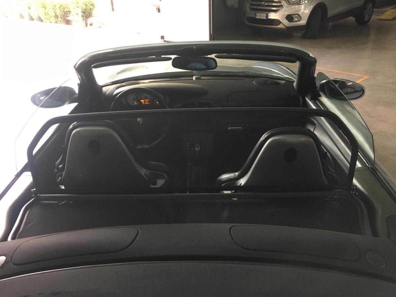 Porsche 911 Carrera 4 cat Cabriolet