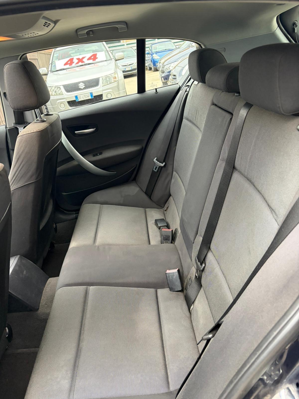 Bmw 118 diesel 122 cavalli adatta a neopatentati tetto apribile