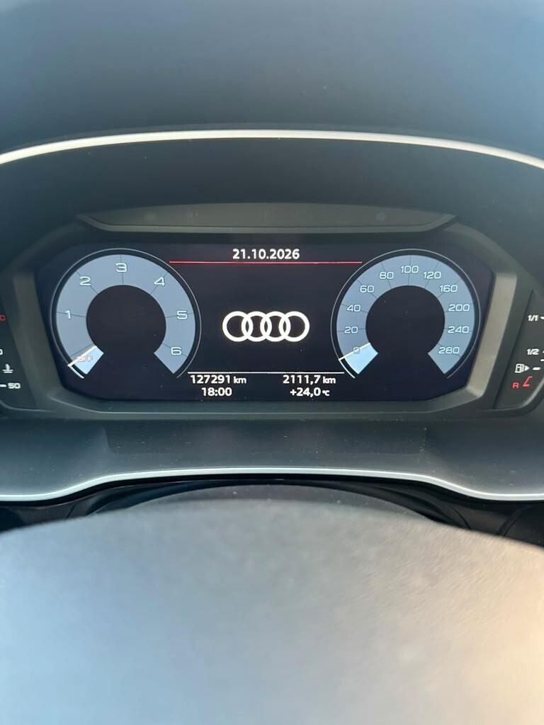 Audi Q3 35 TDI S tronic Business