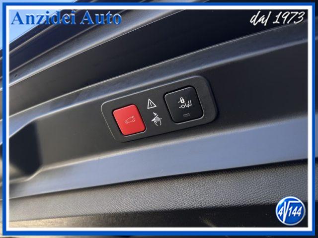 PEUGEOT 5008 2.0 BlueHDi 180 EAT8 GT Pack 7 Posti