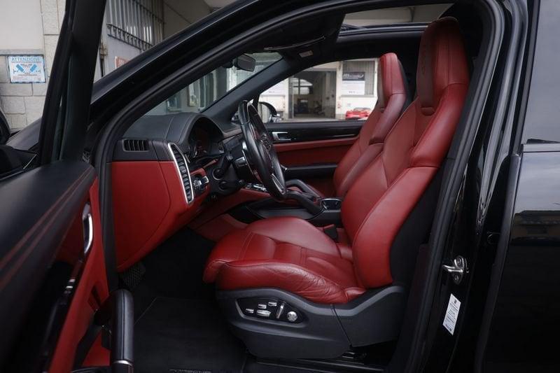 Porsche Cayenne Porsche Cayenne 3.0 V6 E-Hybrid PROMOZIONE TETTO PANORAMICO Unicoproprietario