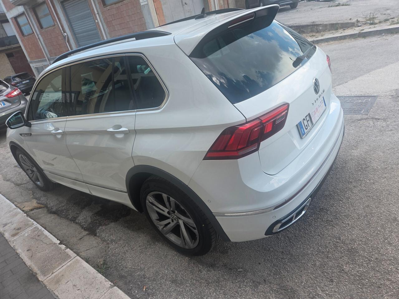 VW TIGUAN 2.0 TDI 150 CV R LINE KM 120000 CERTIF