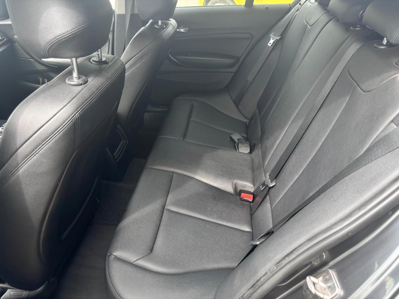 Bmw 114 114d 5p. Sport