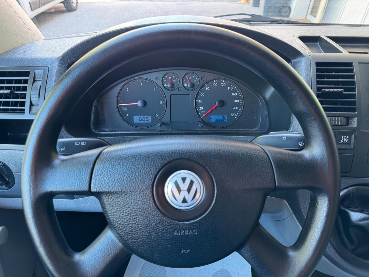 Volkswagen T5 Transporter 1.9TDI CAMPER GARANZIA24