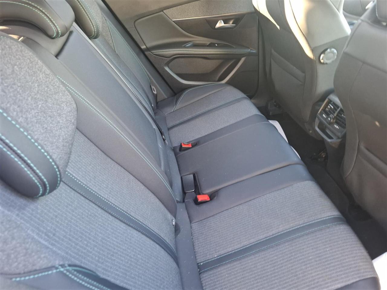 Peugeot 3008 1.5 HDi 130CV EAT8 ALLURE **PREZZO REALE**UNIPRO'